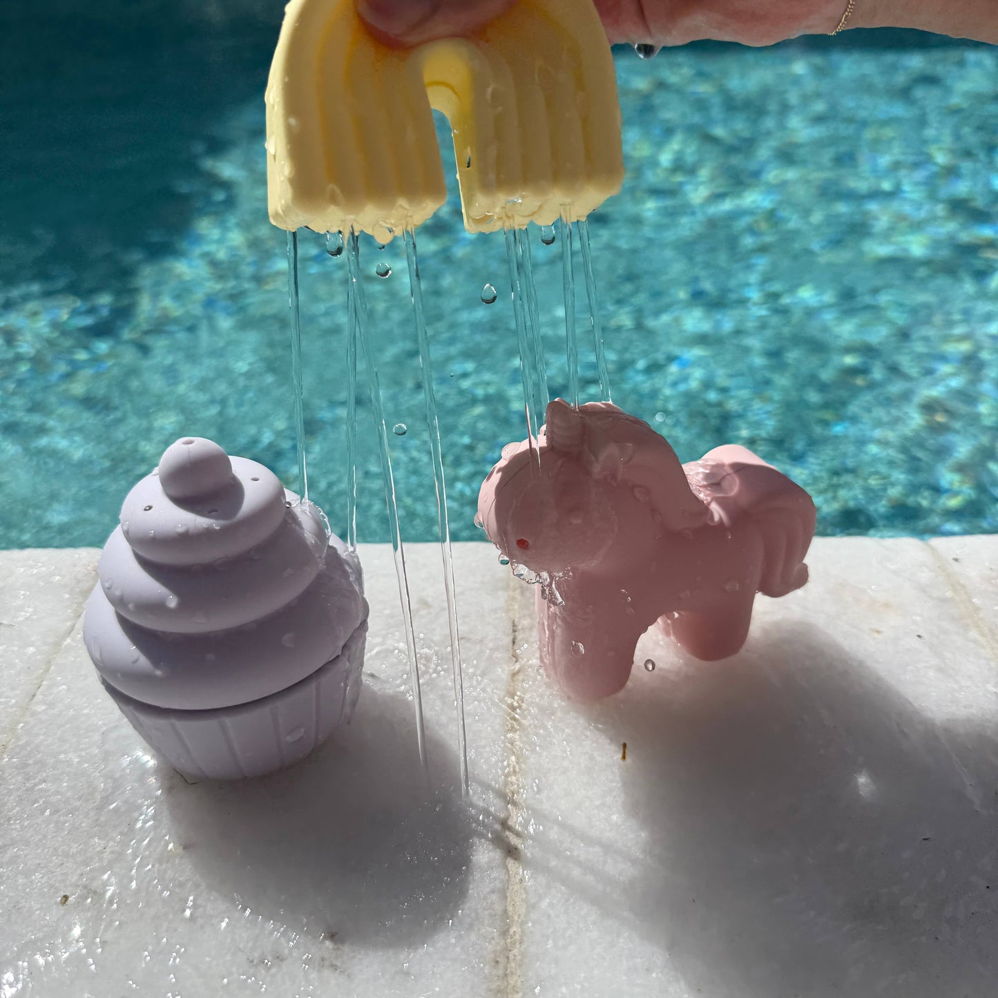 Ali+Oli Squirt Water Bath Toy Set - Easy Clean