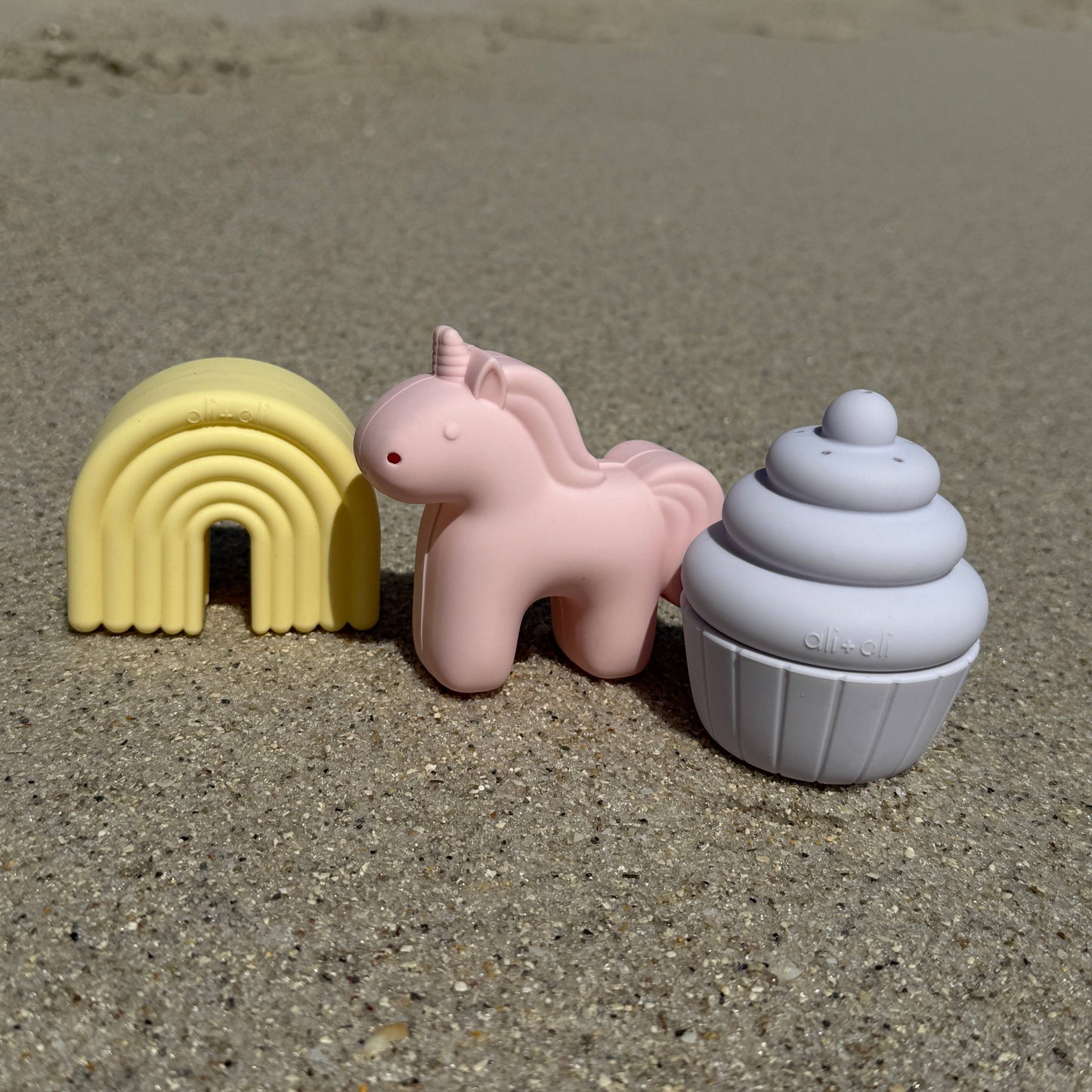 Ali+Oli Squirt Water Bath Toy Set - Easy Clean