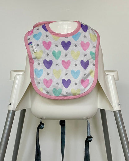 Lot's 'O Hearts Bib